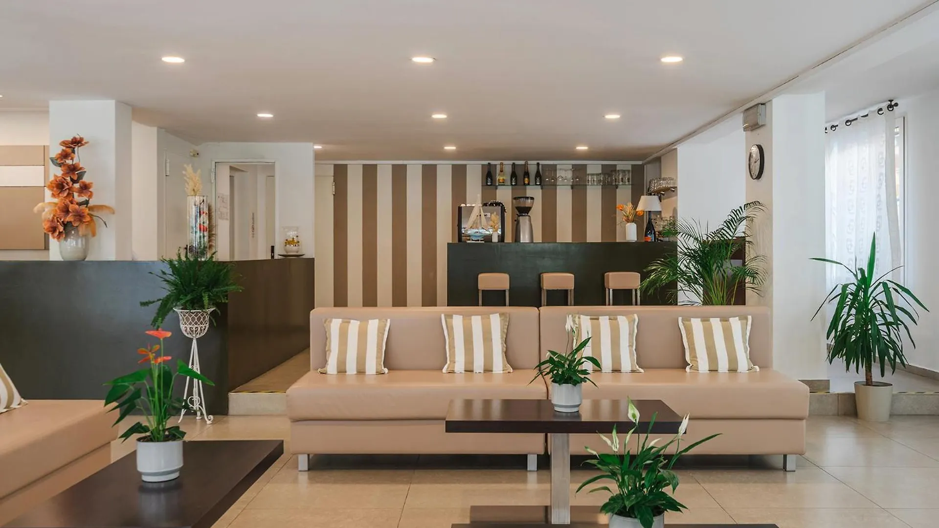 **  Hotel Carmen Riccione Italia
