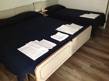 Hotel Carmen Riccione 2*,  Włochy