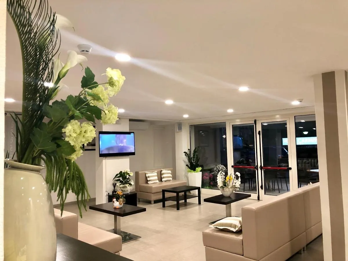 Hotel Carmen Riccione Italië